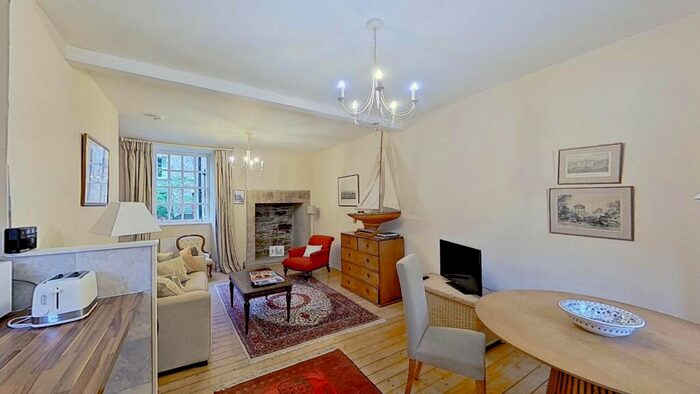 1 Bedroom Flat To Rent In Coinyie House Close, Edinburgh, EH1
