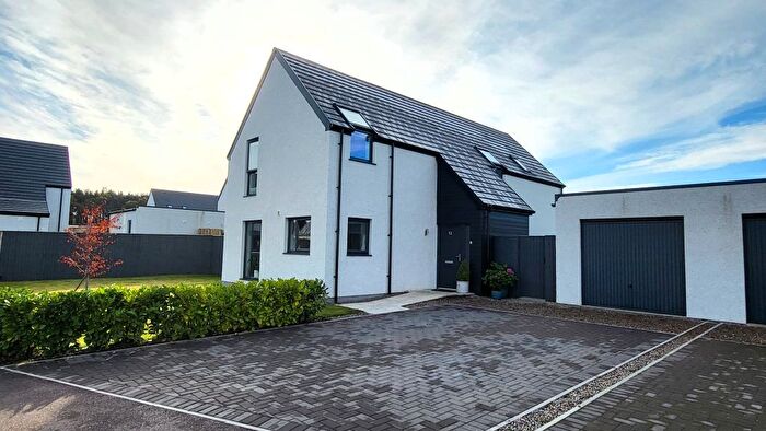 4 Bedroom Detached House For Sale In Macleod Gardens, Croy, Inverness, IV2