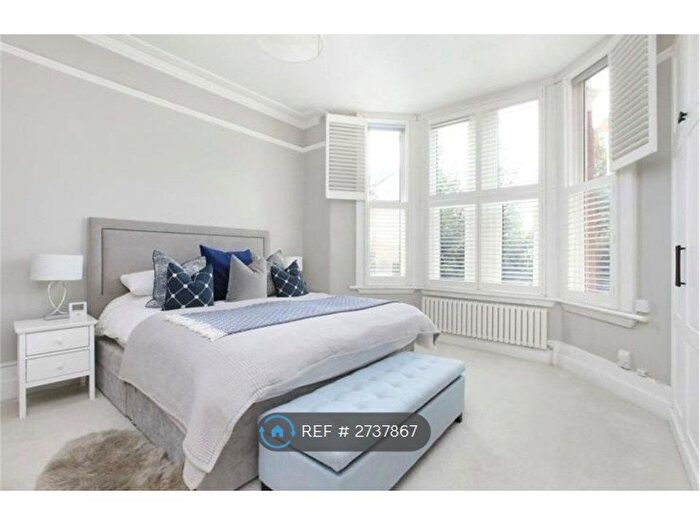 2 Bedroom Flat To Rent In Alderbrook Road, London, SW12