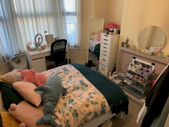 4 Bedroom House To Rent In Strathnairn Street, Roath, Cardiff, CF24