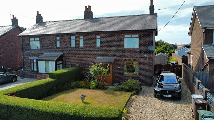3 Bedroom Semi-Detached House For Sale In Liverpool Road, Bickerstaffe, Ormskirk, L39