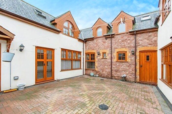 4 Bedroom Property To Rent In West Street, Taunton, TA4