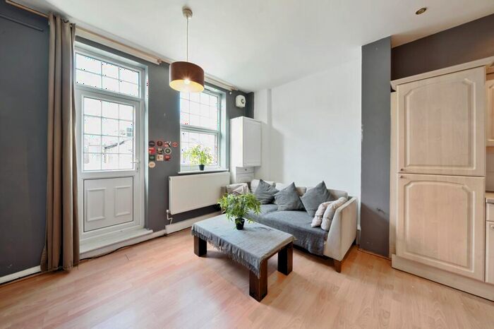 1 Bedroom Flat To Rent In Mason Street London, SE17