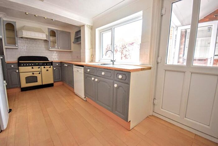 3 Bedroom End Of Terrace House For Sale In Newmarket, Louth, LN11