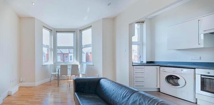 1 Bedroom Flat To Rent In Skardu Road, London, NW2