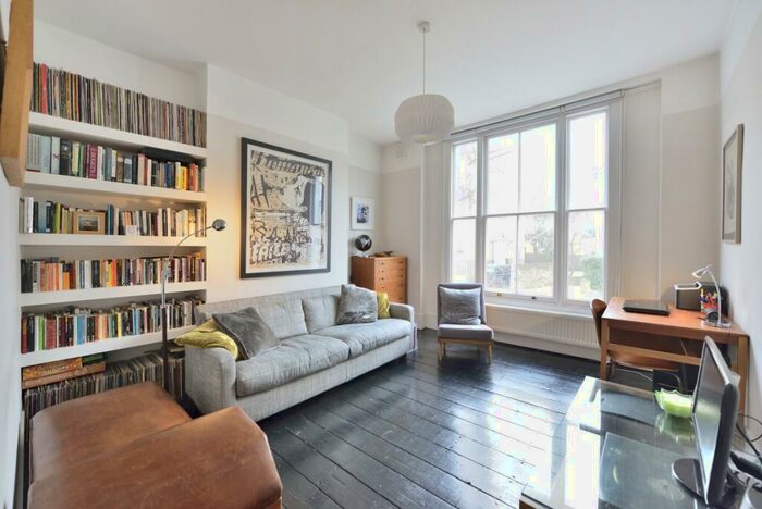 2 Bedroom Flat To Rent In Northchurch Road London, N1