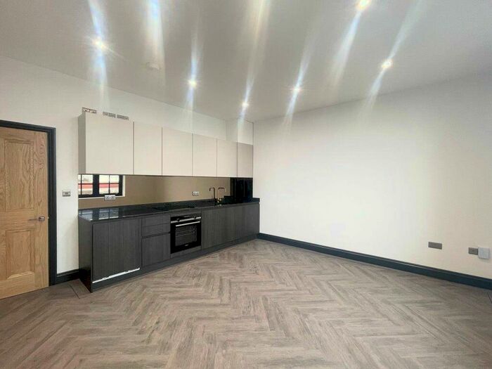 2 Bedroom Flat To Rent In Dyke Road -, P19