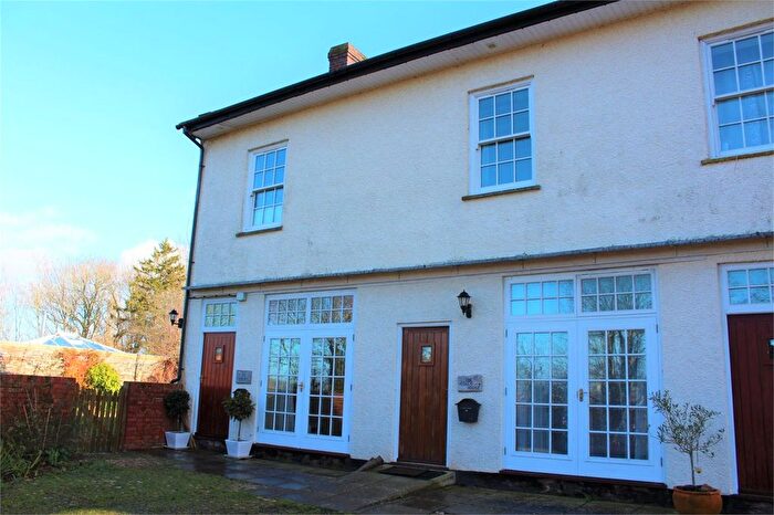 2 Bedroom Flat To Rent In Netherclay, Bishops Hull, TA1