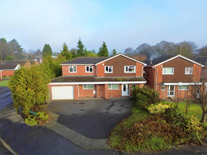 5 Bedroom Detached House For Sale In Woodshires Road, Solihull, B92