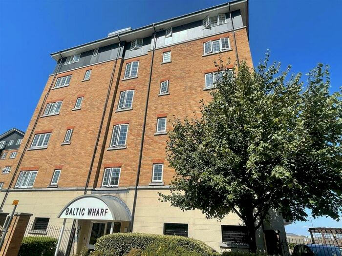 2 Bedroom Flat To Rent In Clifton Marine Parade, Gravesend, DA11