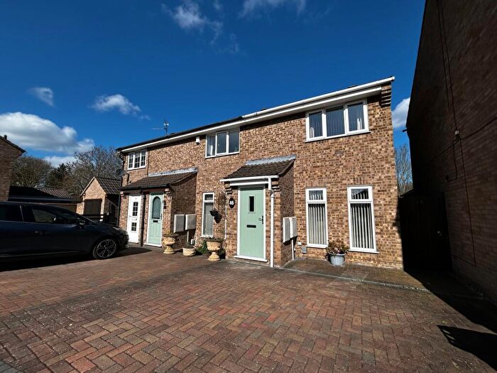1 Bedroom End Of Terrace House For Sale In Squires Gate, Peterborough, PE4