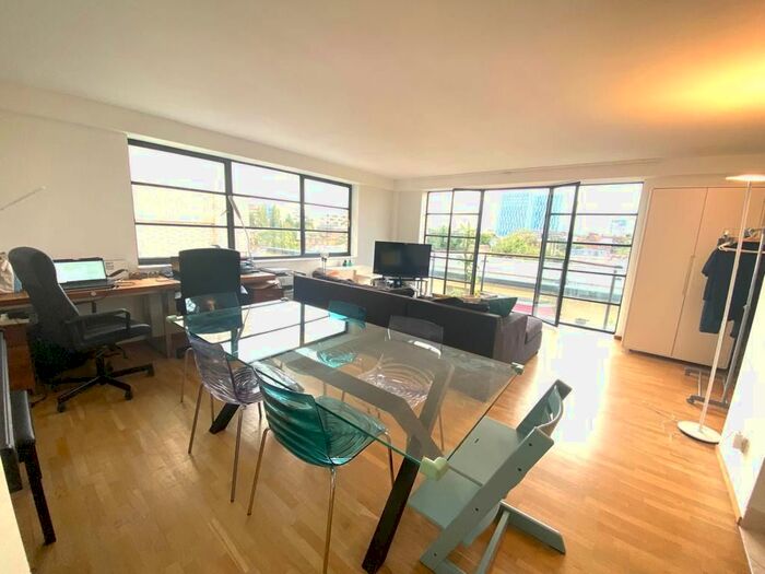 2 Bedroom Flat To Rent In New Wharf Road, London, N1