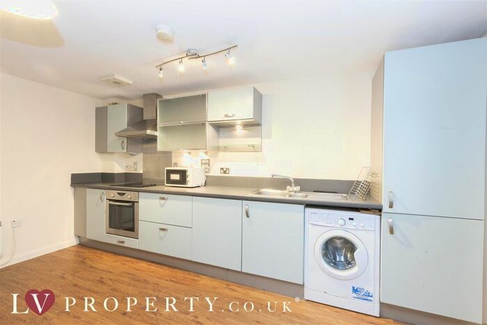 1 Bedroom Flat For Sale In Arthur Place, Birmingham, West Midlands, B1