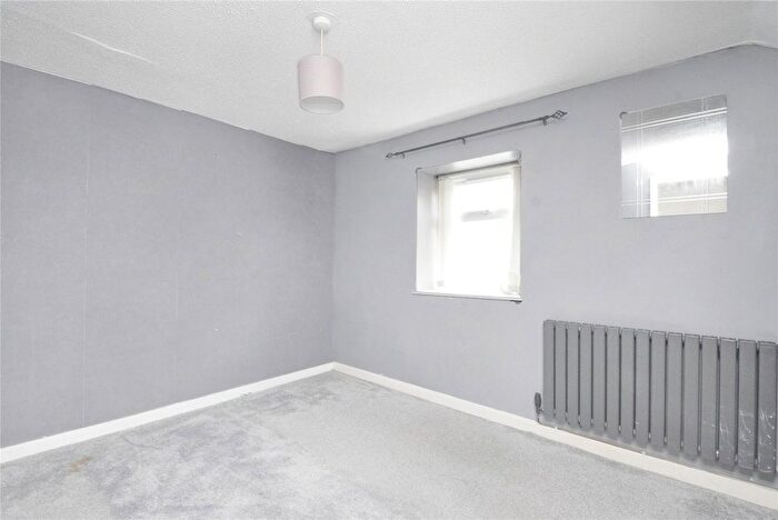 3 Bedroom End Of Terrace House For Sale In Bryn Road, Loughor, Swansea, SA4