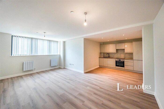 1 Bedroom Flat To Rent In Roebuck House, Roebuck Close, PO6