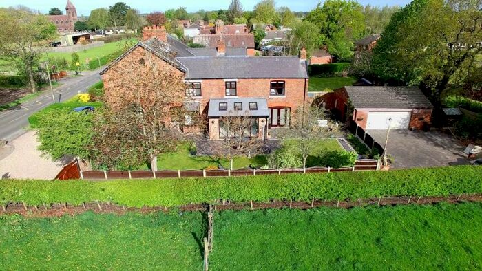 4 Bedroom Semi-Detached House For Sale In Hall Road, Scarisbrick, L40