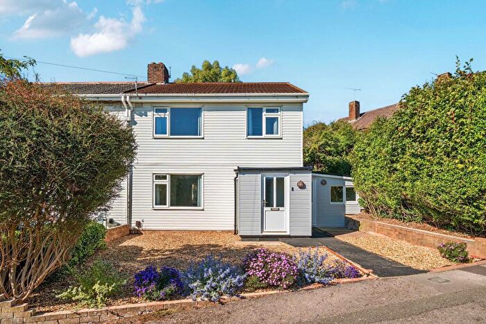 3 Bedroom Semi-Detached House For Sale In Minden Way, Winchester, SO22