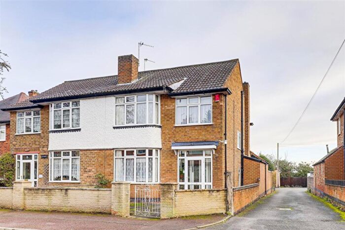 3 Bedroom Semi Detached House For Sale In Seymour Road, West Bridgford, NG2