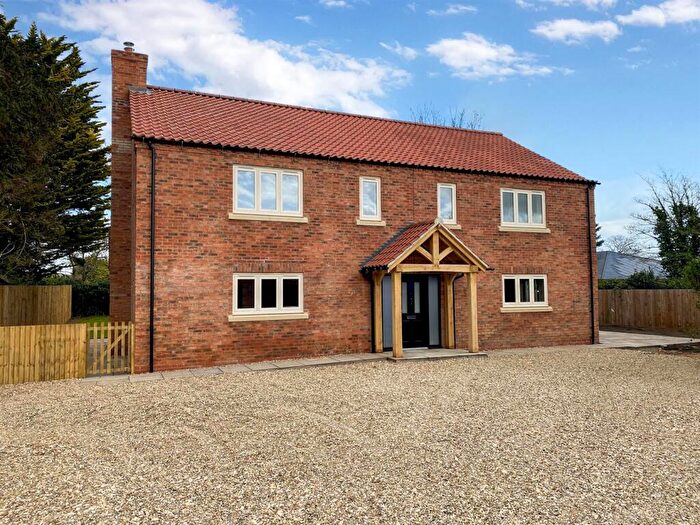 4 Bedroom Detached House For Sale In Station Road, Collingham, NG23