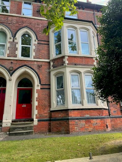 2 Bedroom Flat To Rent In Mapperley Road, Nottingham, NG3