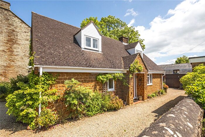 3 Bedroom Detached House For Sale In Lime Avenue, Eydon, Daventry, NN11