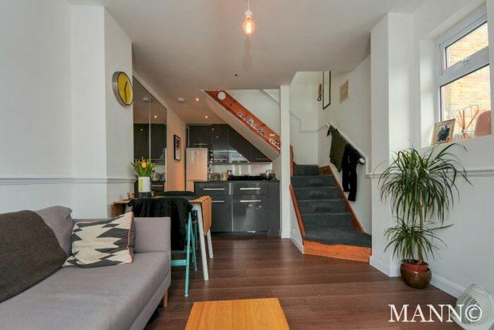 1 Bedroom Flat To Rent In Venner Road, London, SE26