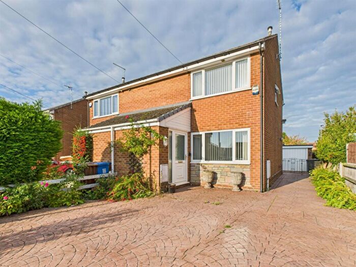 3 Bedroom Semi-Detached House For Sale In Gary Close, Derby, DE23