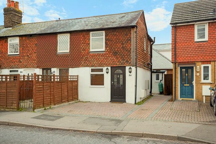 1 Bedroom End Of Terrace House To Rent In London Road, Dunton Green, Sevenoaks, TN13