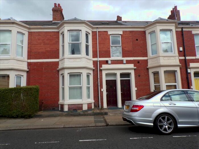 2 Bedroom Flat To Rent In Hazelwood Avenue, Jesmond, Newcastle Upon Tyne, NE2