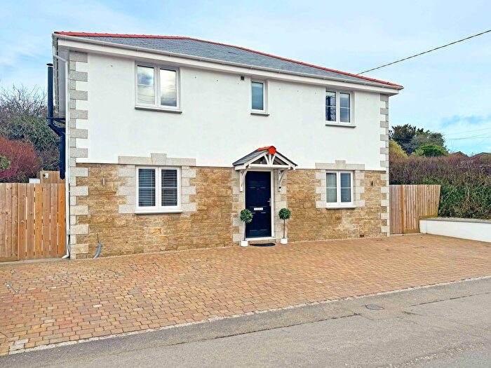 4 Bedroom Detached House For Sale In Wheal Rose, Scorrier, Cornwall, TR16