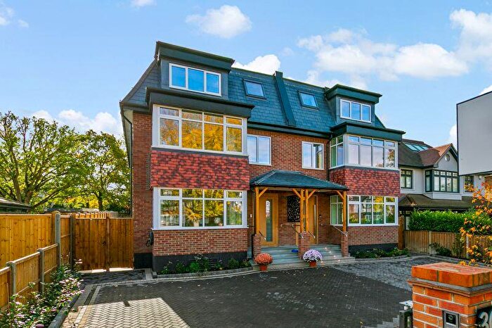 4 Bedroom Semi Detached House For Sale In Hurst Road, East Molesey, KT8