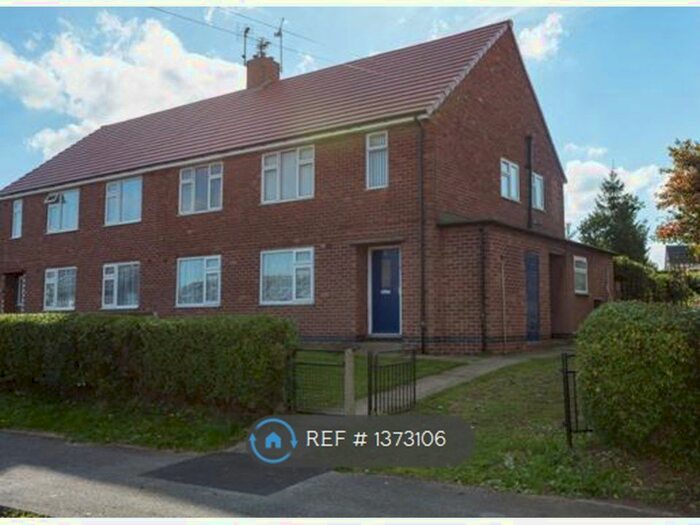 2 Bedroom Maisonette To Rent In Alder Grove, New Ollerton, Newark, NG22