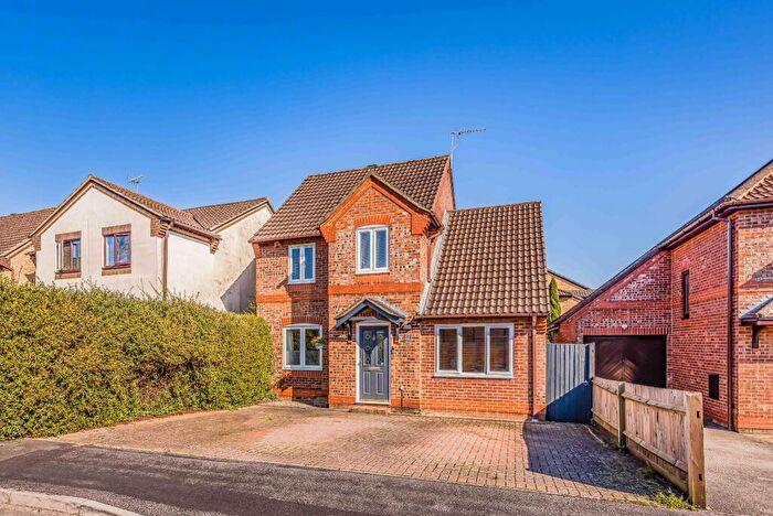 3 Bedroom Detached House For Sale In Hedge End, Southampton, SO30