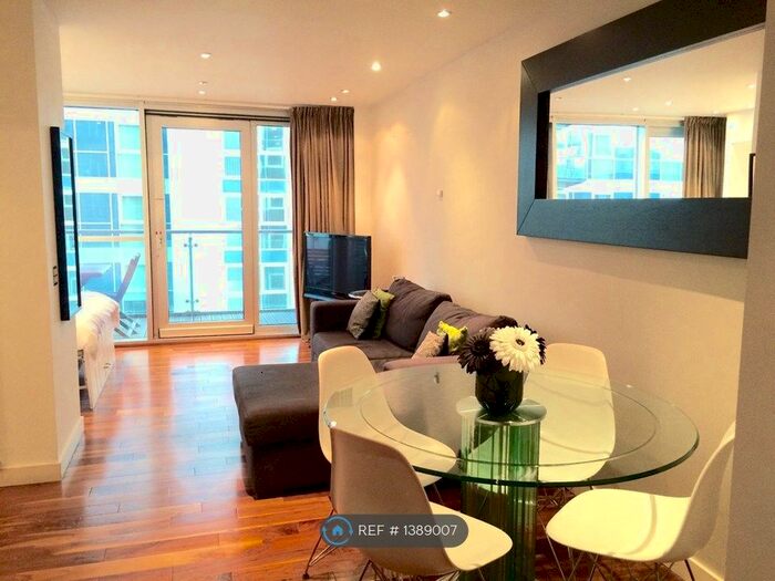 Studio To Rent In Clowes Street, Salford, M3