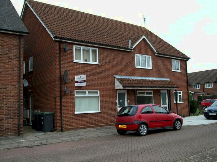 1 Bedroom Ground Flat To Rent In Morgan Court, Claydon, IP6
