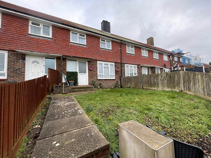 2 Bedroom House To Rent In Langley Crescent, Woodingdean, East Sussex, BN2