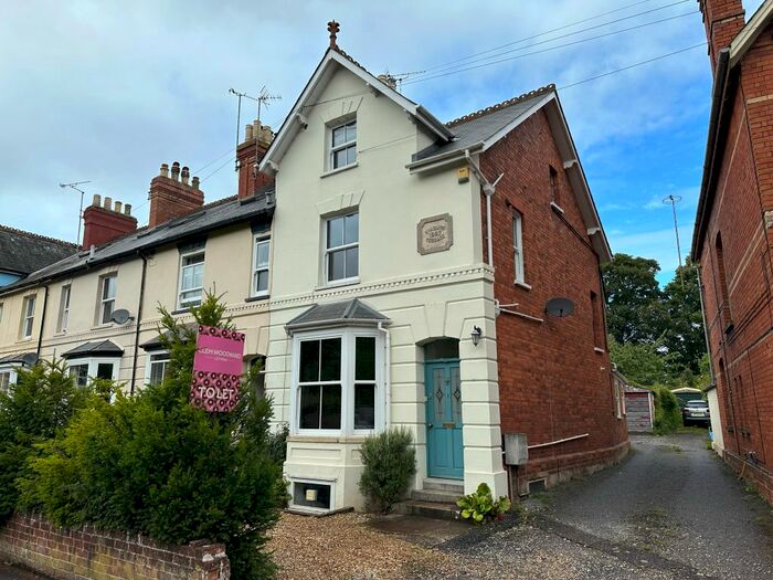 4 Bedroom End Terrace House To Rent In Mantle Street, Wellington, TA21