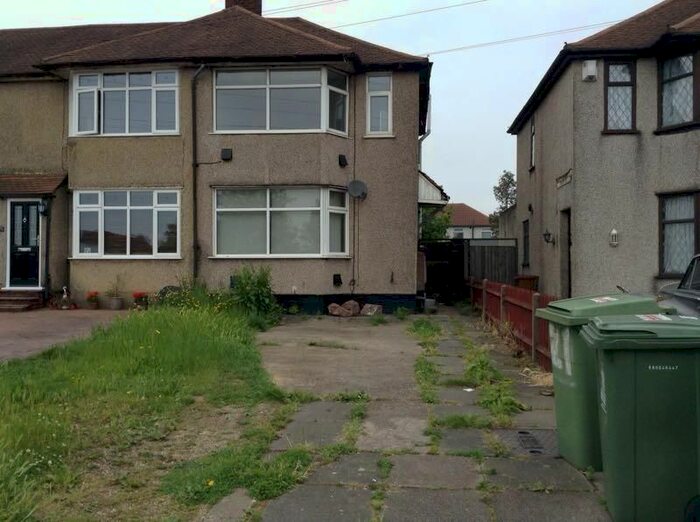 1 Bedroom Maisonette To Rent In Flat, Wellan Close, Blackfen, Sidcup, DA15