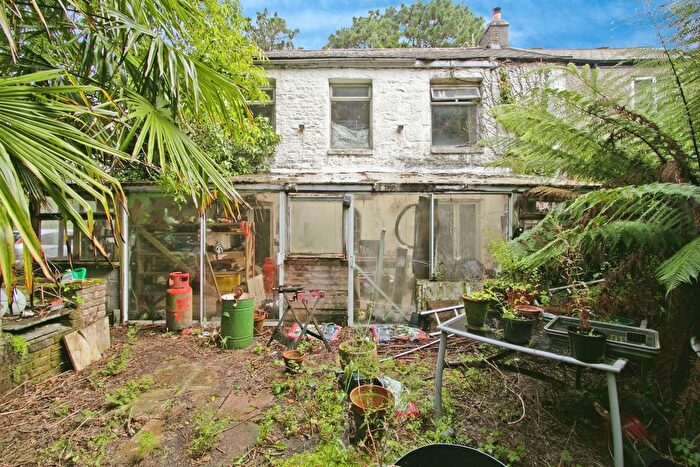 3 Bedroom End Of Terrace House For Sale In Scorrier, Redruth, Cornwall, TR16