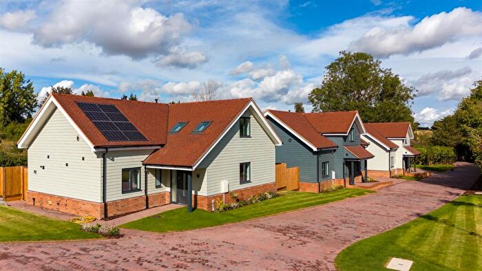 3 Bedroom Detached House For Sale In Prestwick Drive, Buntingford, SG9