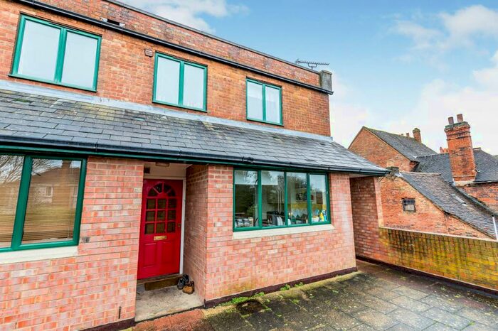 2 Bedroom Maisonette To Rent In Remus House, Castle Street, Buckingham, MK18