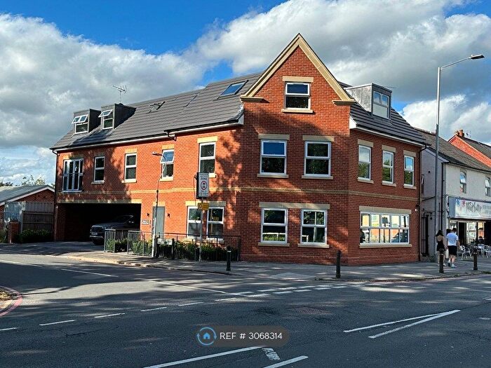 1 Bedroom Flat To Rent In Chesters Place, Tilehurst, Reading, RG31
