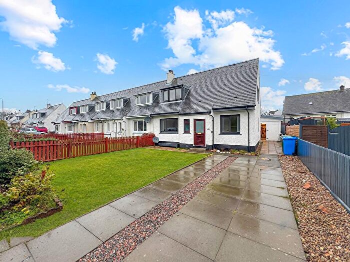 3 Bedroom End Of Terrace House For Sale In Lorn Road, Dunbeg, Argyll, PA37
