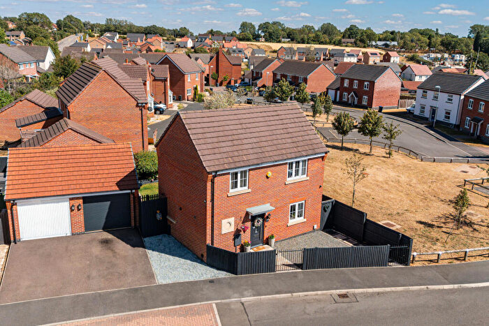 3 Bedroom Detached House For Sale In Marston Drive, Markfield, Leicestershire, LE67
