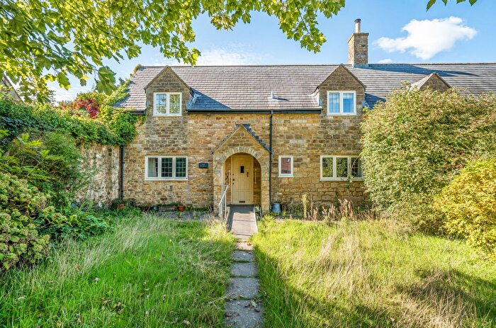 3 Bedroom Semi-detached House For Sale In Woolminstone, Crewkerne, Somerset, TA18