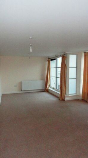 1 Bedroom Flat To Rent In Watkin Road, Leicester, LE2