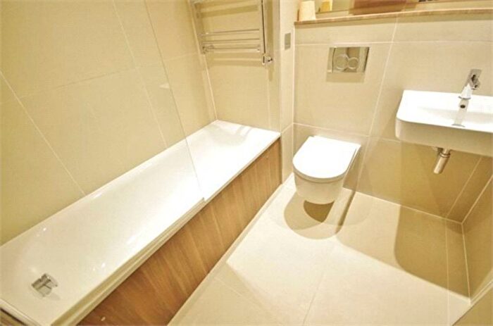 1 Bedroom Flat To Rent In Clarendon Road, Watford, WD17