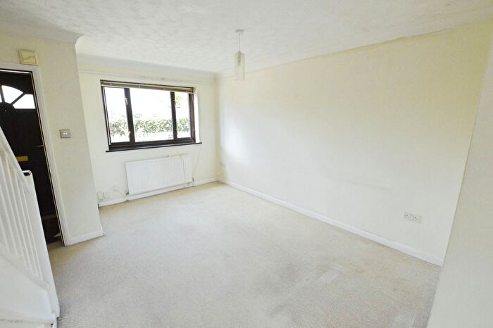 2 Bedroom Terraced House To Rent In Colney Heath Lane, St Albans, AL4