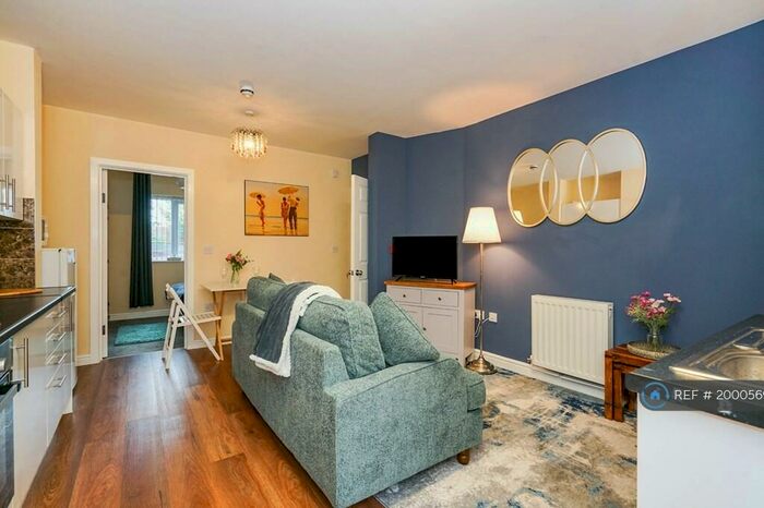 1 Bedroom Flat To Rent In Eccles Town Centre, Eccles, M30