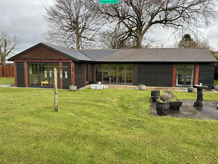 5 Bedroom Bungalow For Sale In New House Lane, Canterbury, CT4